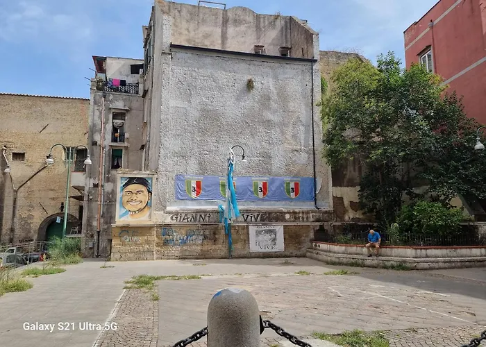 Dint ' O Vico San Petrillo
